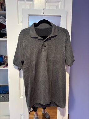 lululemon athletica Men's Heather Charcoal Polo - Short Sleeve